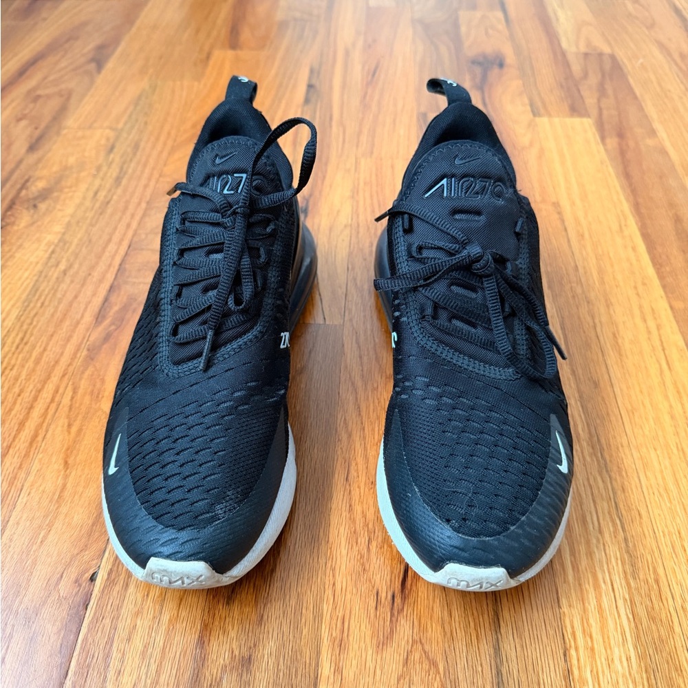 Nike Air Max 270 Triple Black Sneakers